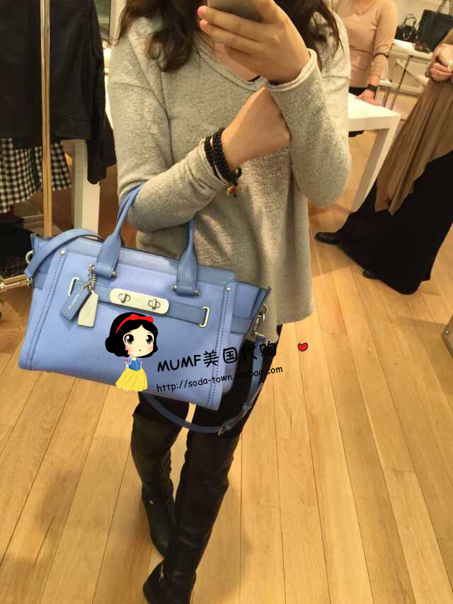 

Сумка Coach Swagger Carryall