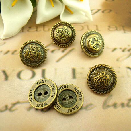 爱逛街为您找到经典纽扣相关的宝贝,您可以在下面的板块中挑选喜欢的