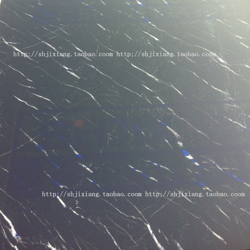 

Сотовый поликарбонат Auspicious 3mm10