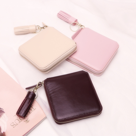 爱逛街为您找到女士零钱包相关的宝贝,您可以在下面的板块中挑选喜欢