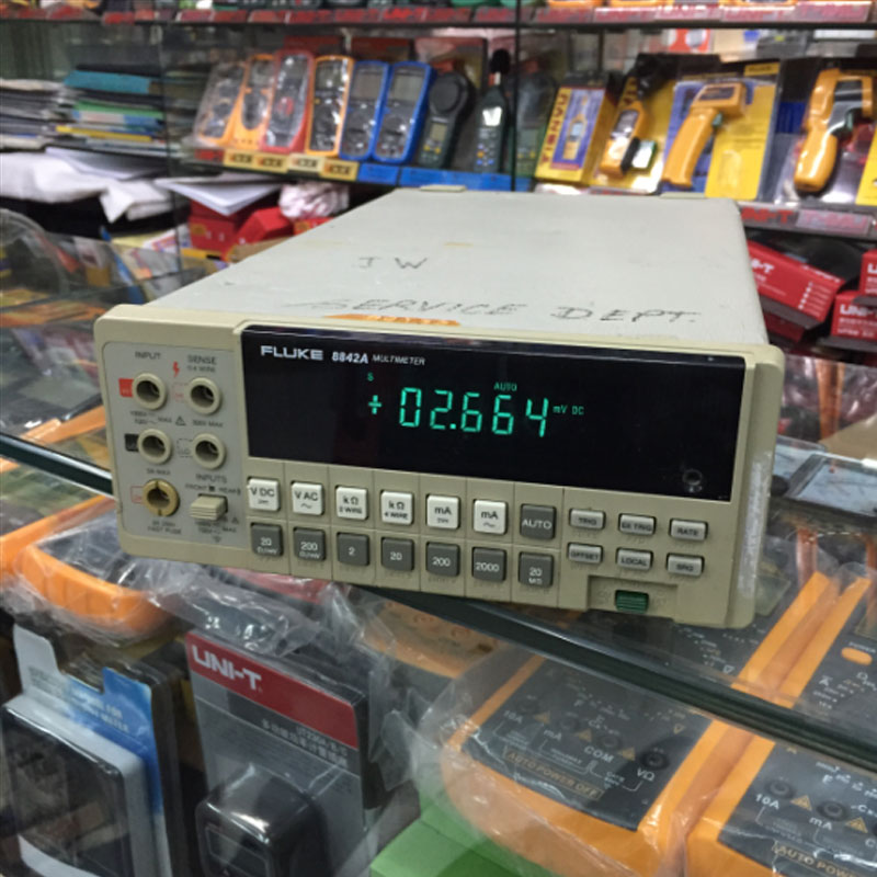 

Мультиметр FLUKE 8840a 8842A