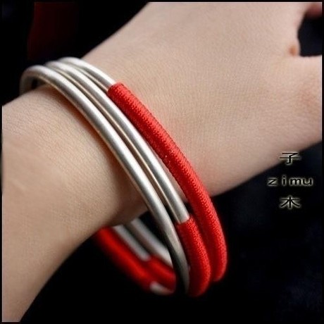 红绳手镯