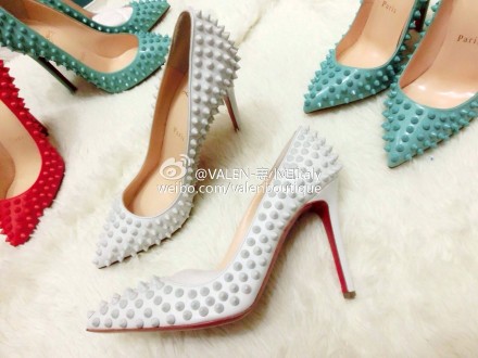

Босоножки Christian louboutin