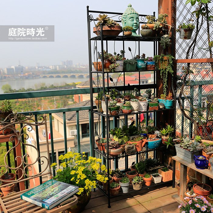 

Подставка для цветов The courtyards time