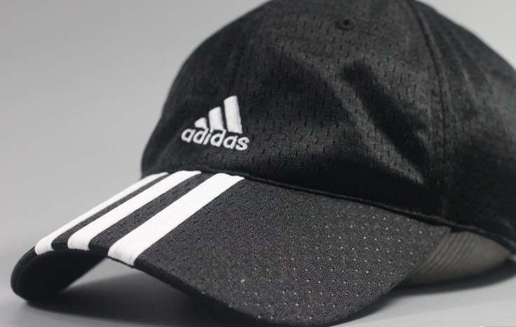 

Головной убор Adidas