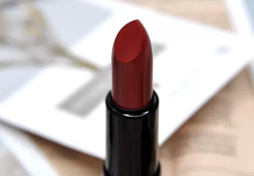 Retro -Hung ~ Германия Манхэттен дешево и матовая красная помада Retro 660