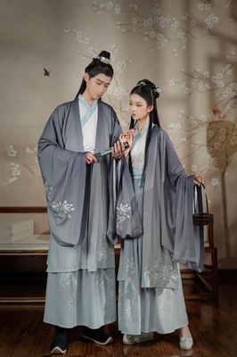 taobao agent Original genuine design 21 new models in the world, Hanfu big sleeve jacket skirt, three retro embroidery pieces
