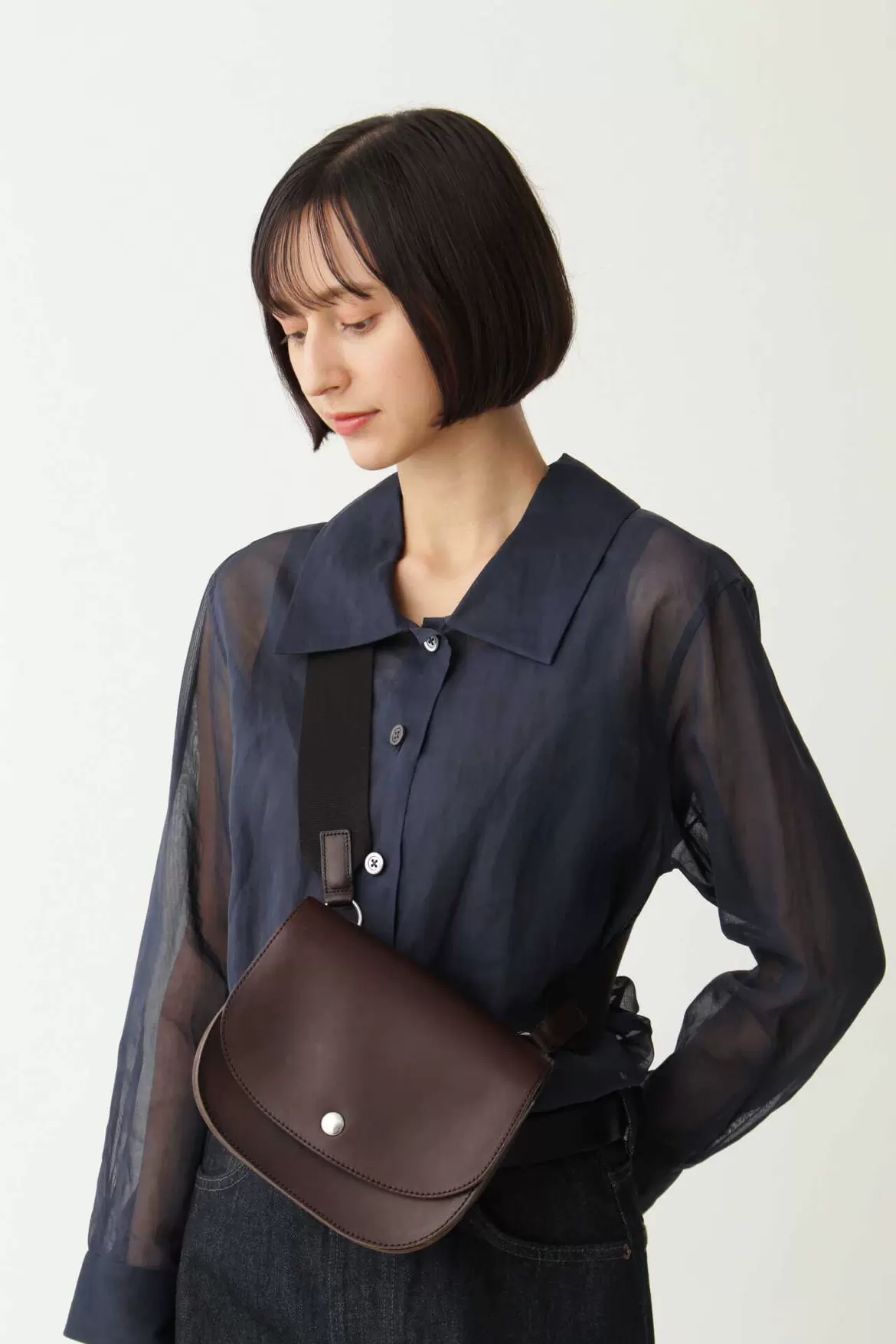 日本代购22AW MARGARET HOWELL OILED LEATHER牛皮单肩斜挎包-Taobao