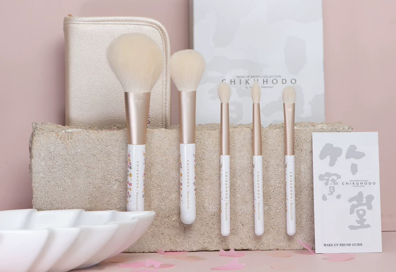 Spot | Chikuhodo/Бамбуковый Холл Beautylish сотрудничество 23-летний лимит сакура 5 набор макияжа кисть