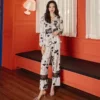 Товары от 安图美服饰旗舰店
