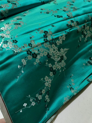 Шелковая хлопчатобумажная паршка 80%шелковидный шелк 20%хлопка, ширина 75, 90 юаней на метр непрерывно выстрелил, 58 ммти