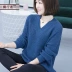 2020 mùa xuân cổ chữ V giản dị cộng với kích thước của phụ nữ áo len chui đầu dài giữa dài tay dệt kim màu đồng nhất - Áo / áo thun
