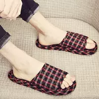 Мужская атмосферная красная