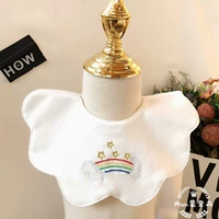 Красное радужное звездное небо