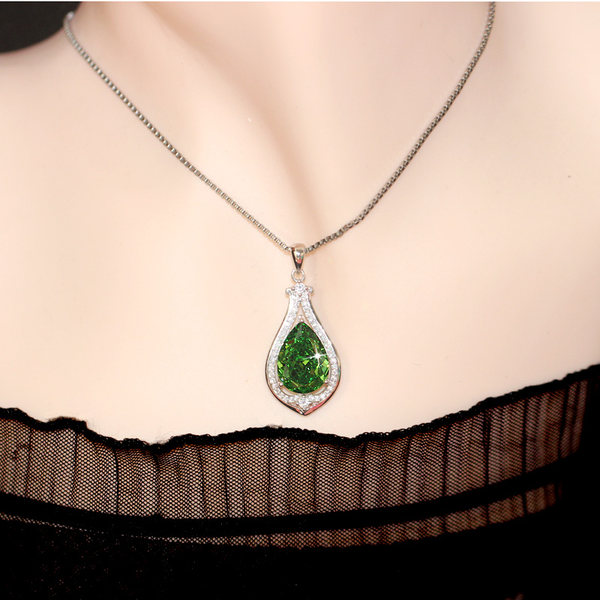 Подвеска, зеленое дизайнерское ожерелье, с драгоценным камнем, серебро 925 пробы, тренд сезона