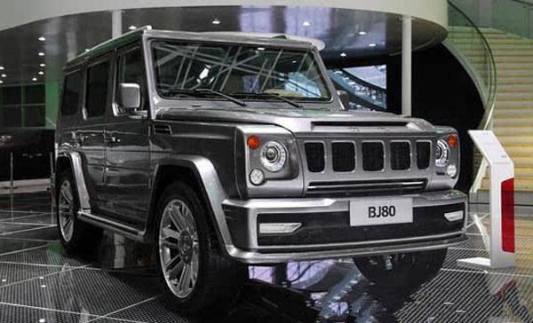 而像北汽bj80一样的车型大家大多会微微一笑,完全就是卫视版奔