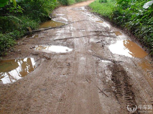 山区泥泞道路,泥泞的道路,泥泞道路图片_大山谷图库