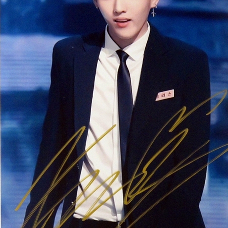 三皇冠 exo-m kris 吴凡 吴亦凡 亲笔签名 2013.12月6寸宣传照