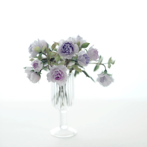 Маленькая глина с розой в составе, кукольный домик, DIY, масштаб 1:6, делается под заказ