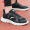 Легкая сцепка, легкая сетчатая мужская обувь 5580 черно - белая