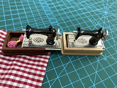 bjd场景道具娃屋 bjd配件【迷你台式推拉木盒缝纫机车模型】娃娃屋摆件 做旧衣车