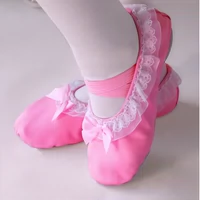 Роза красная