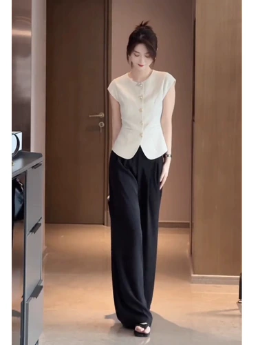 Модный белый жилет, штаны, летний комплект, яркий броский стиль, в западном стиле, по фигуре, в стиле Шанель