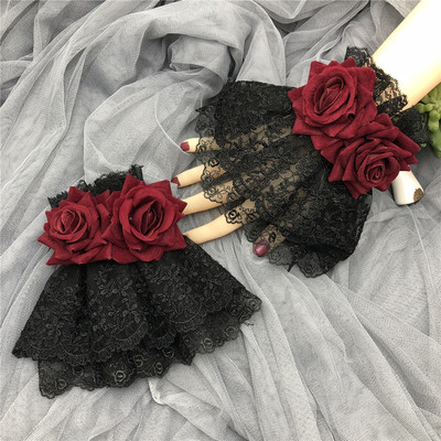 taobao agent Warm Yangyang Young original hand -made Dark Gobe Rose sleeves lolita lace Lolita hand ornaments