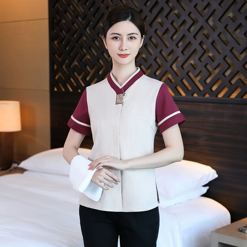 Очистка работника работников Короткая -Короткая гостиничная гостиница Очистка работников офис офис офис офис офис летняя девочка