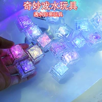 В случае воды светящиеся кубики льда 1 установка