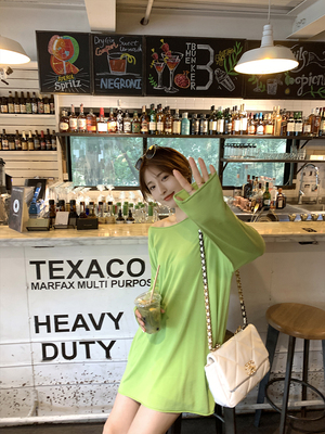 taobao agent Xia Shiwen Haiyan Salt Salt Lazy Wind Blind Collar T -shirt Female Xia Liang Loose Sunscreen Knitkin