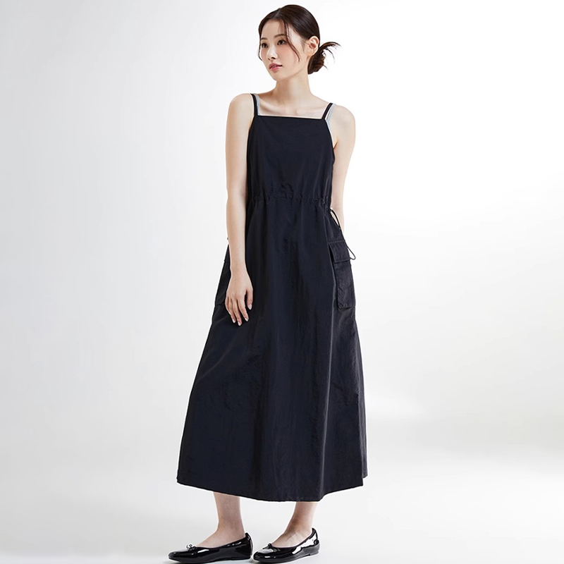 【SPAO】夏季新款大口袋吊带连衣裙