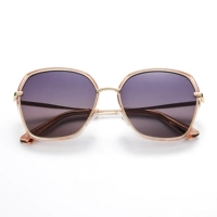 Градиентный пленка с легким чаем