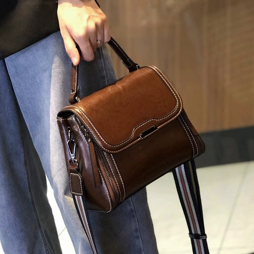 Универсальная сумка через плечо, портативная вместительная и большая сумка на одно плечо, коллекция 2023, из натуральной кожи, изысканный стиль, в западном стиле