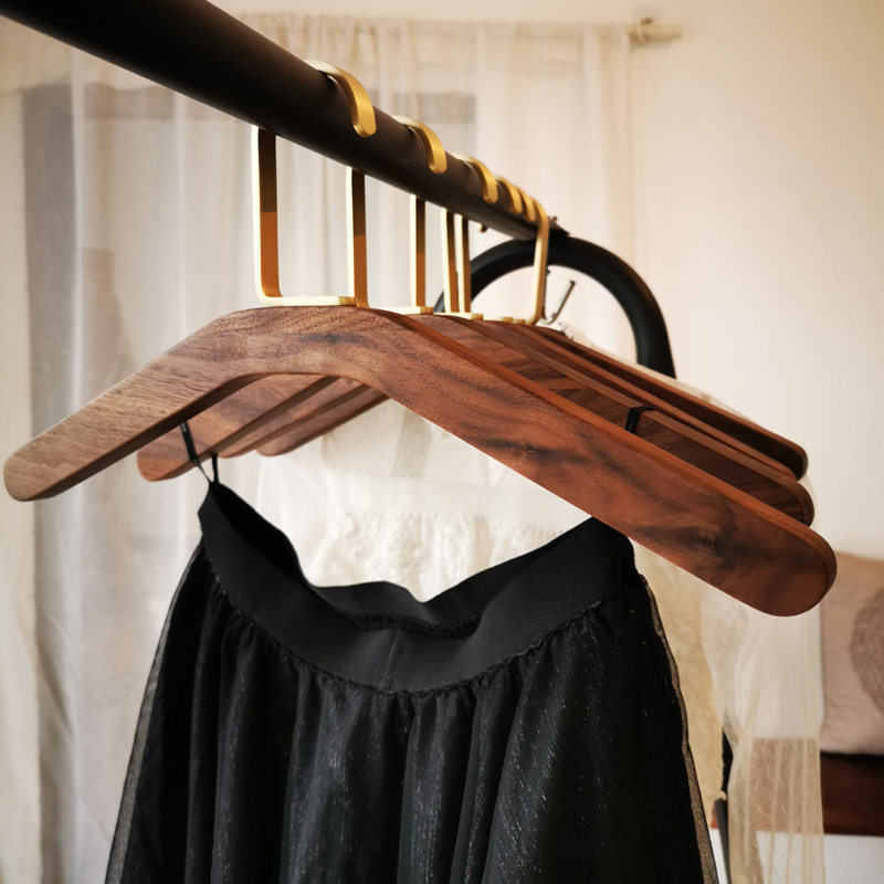 brass All Solid Wood, Black Walnut, Wooden Clothes, Hangers, Hooks, Clothing Stores, Bedrooms_voghion.com