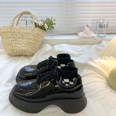taobao agent Black demi-season Japanese footwear platform English style, 2022 collection, trend of season, British style