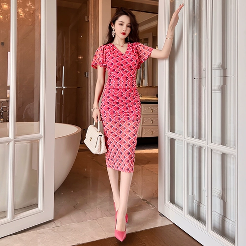 Ретро летнее платье, корсет, поясная сумка, французский ретро стиль, яркий броский стиль, V-образный вырез, высокая талия