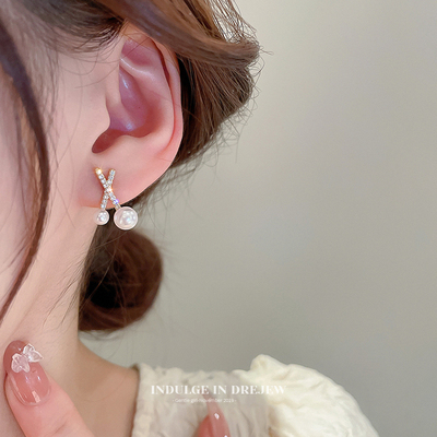 taobao agent Summer small design earrings, 2022 collection