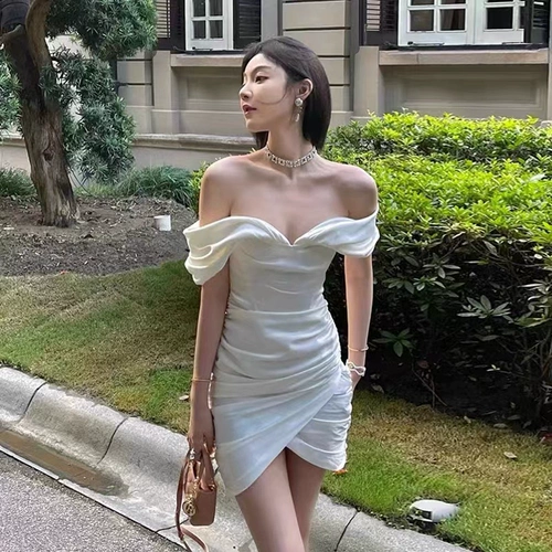 Приталенная юбка, сексуальный топ без лямок, белое платье, подходит для подростков, открытые плечи, коллекция 2022