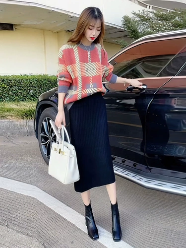 Демисезонный комплект, трикотажный свитер для отдыха, трикотажная юбка, оверсайз, по фигуре