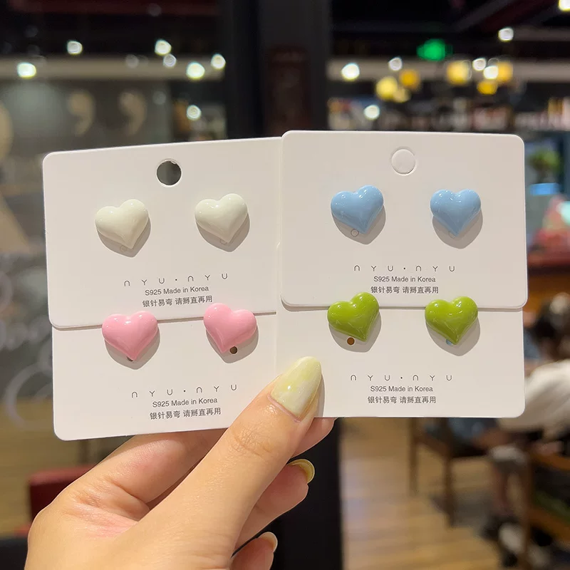 Fresh cute universal small design summer earrings