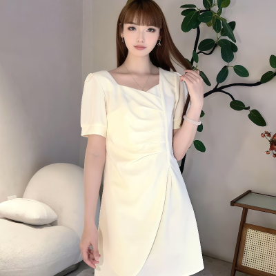 LY 2026年春夏新款女装黑色无袖简约风格宽松版型连衣裙