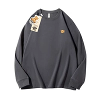 Маленький медведь с длинными рукавами [углерод -серый]