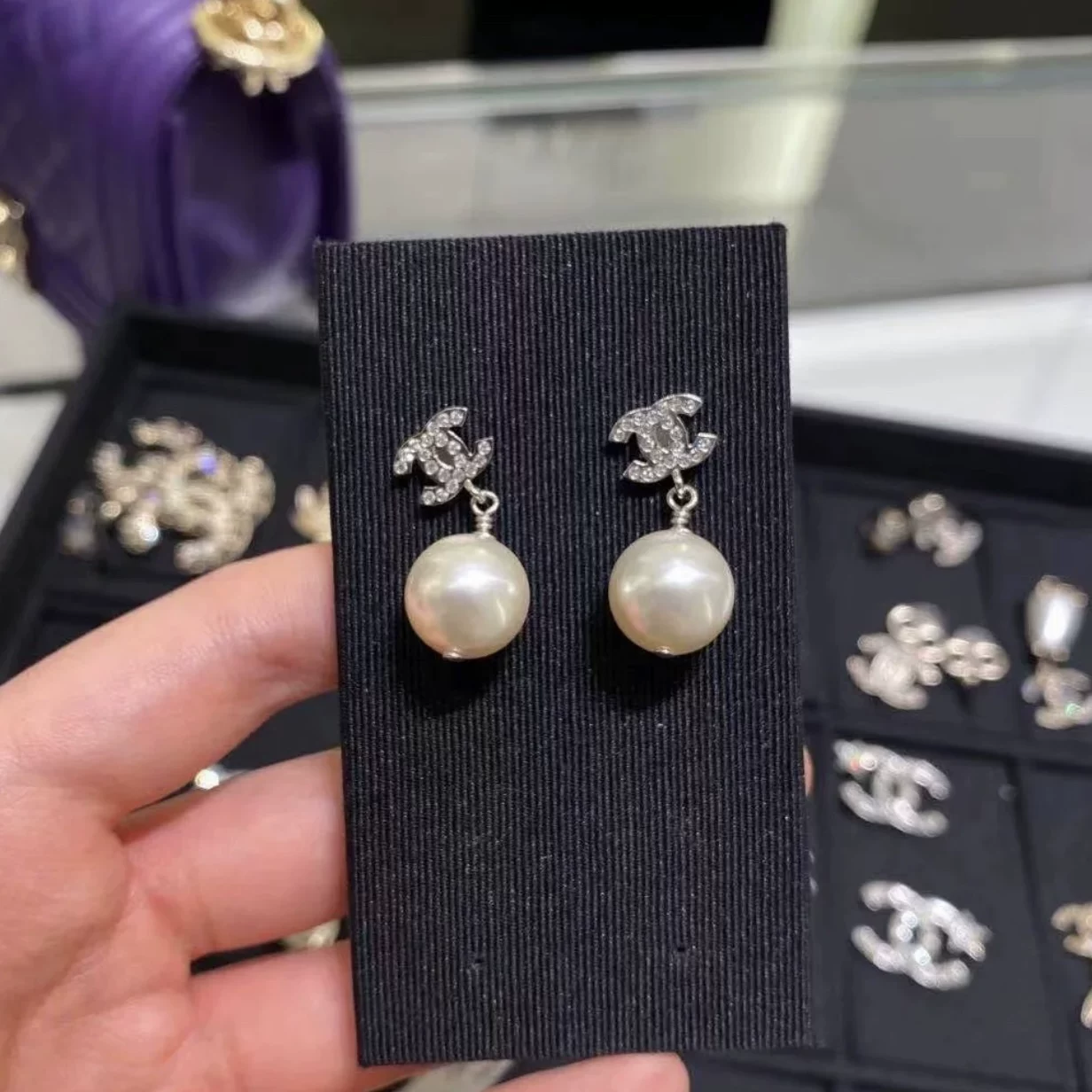 Chanel, classic earrings pearl, pendant