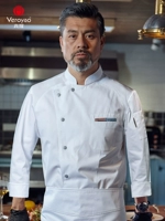 Белый лонгслив