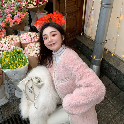 taobao agent [40 % off] Doggyqin One -second fall/soft glutinous small incense woolen coat female winter lamb hair coat