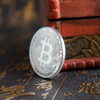 Серебряный биткойн (толстый)