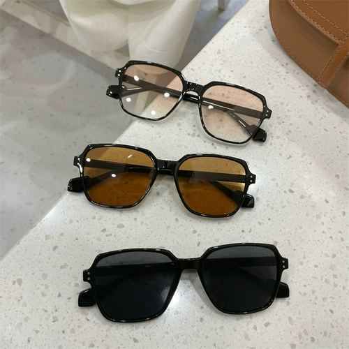 Брендовые солнцезащитные очки на солнечной энергии, популярно в интернете, коллекция 2022, защита от ультрафиолета, по фигуре, изысканный стиль