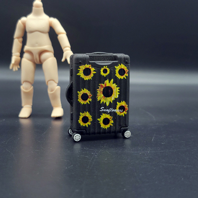 taobao agent Luggage movable handheld minifigure, scale 1:12, soldier, SHF, 6 inches