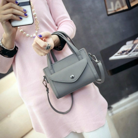 爱逛街为您找到女生手提包相关的宝贝,您可以在下面的板块中挑选喜欢